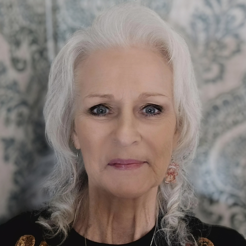 Meet your Posher, Sylvia